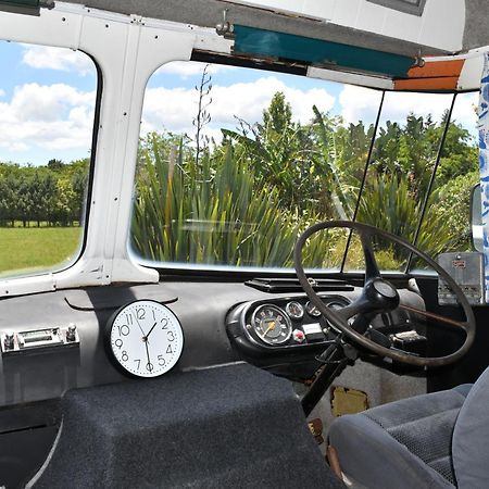 Evi The School Bus At Oromahoe Downs Farm Puketona エクステリア 写真