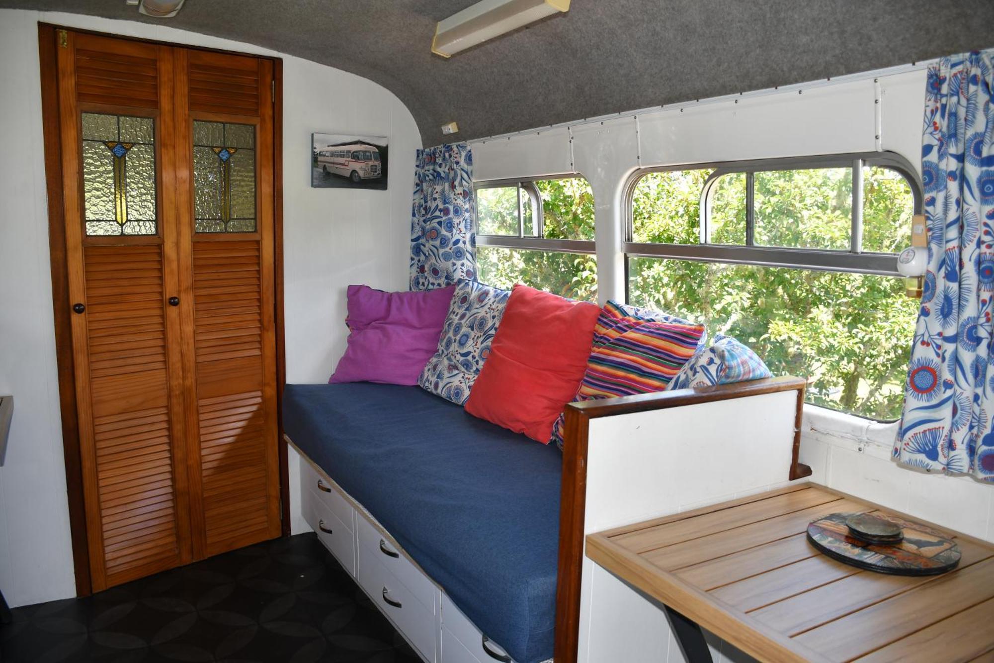 Evi The School Bus At Oromahoe Downs Farm Puketona エクステリア 写真